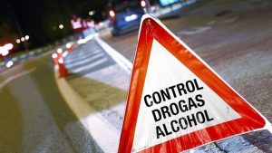 Alcohol-Accidentes_de_trafico-DGT_Direccion_General_de_Trafico-Delitos_de_trafico-Accidentes-Seguridad_vial-Trafico-Controles_de_alcoholemia-Sociedad_170743409_21092201_1706x960